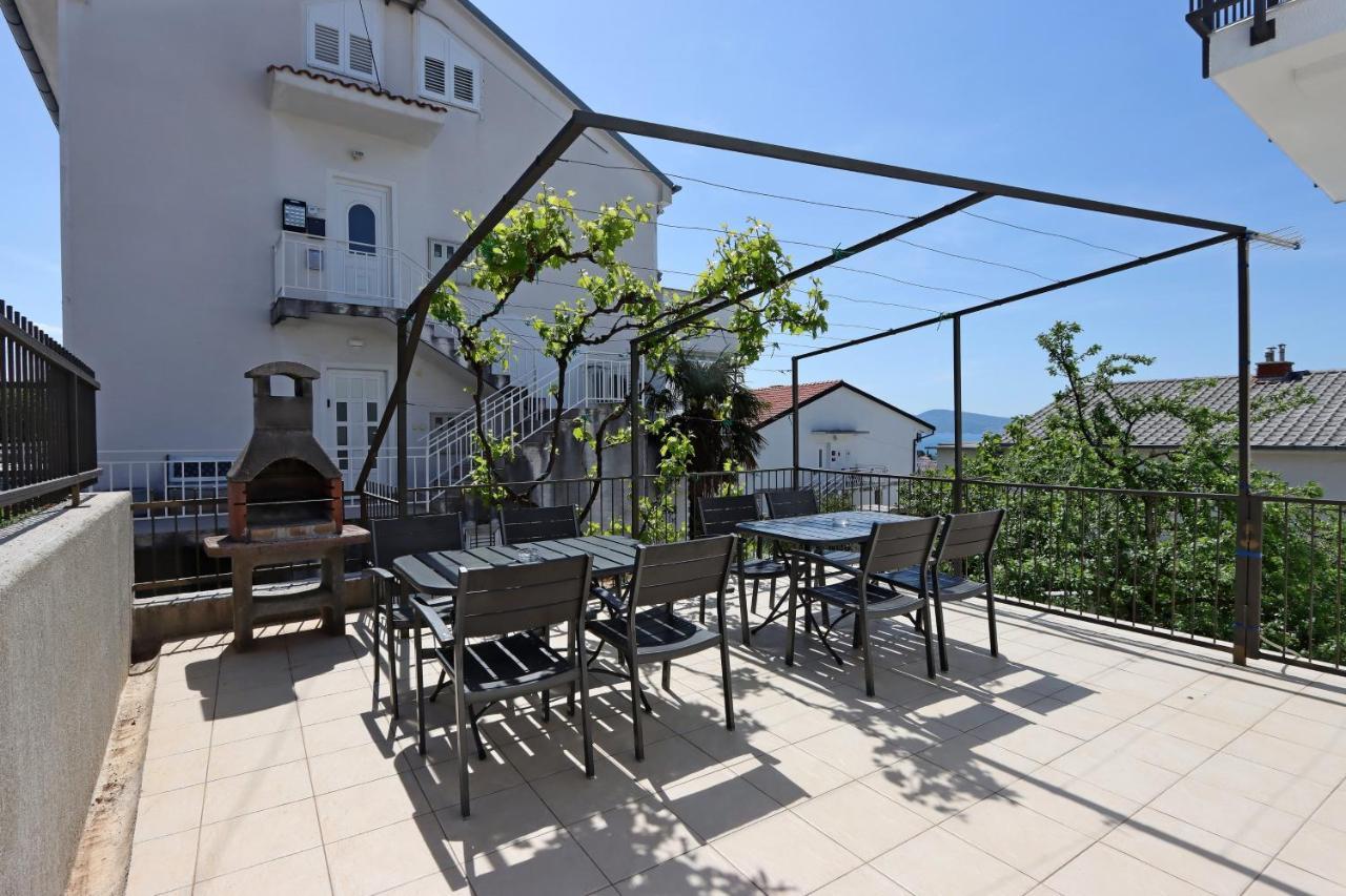 Apartments And Rooms With Parking Space Selce, Crikvenica - 2362 ภายนอก รูปภาพ