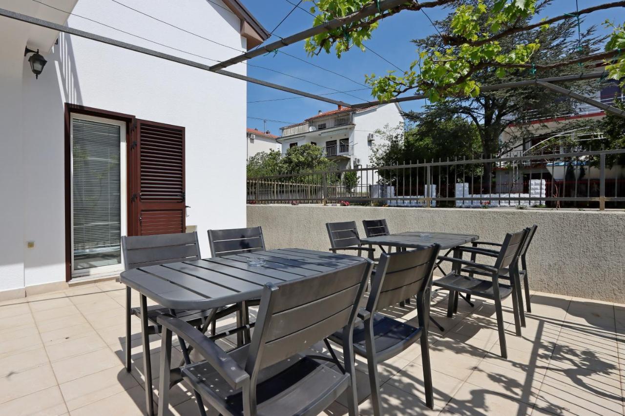 Apartments And Rooms With Parking Space Selce, Crikvenica - 2362 ภายนอก รูปภาพ